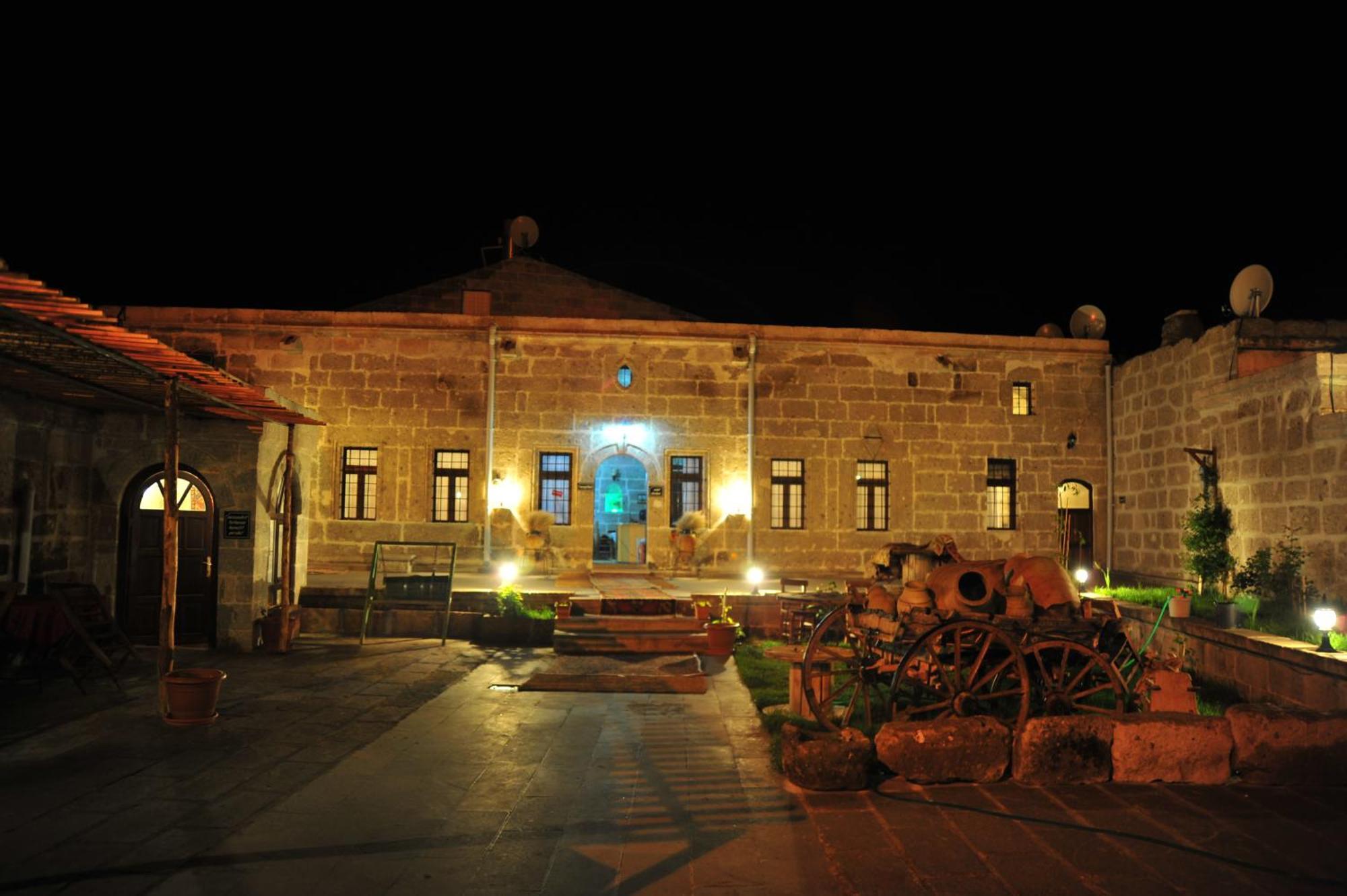 Osmanoglu Hotel Guzelyurt Eksteriør billede