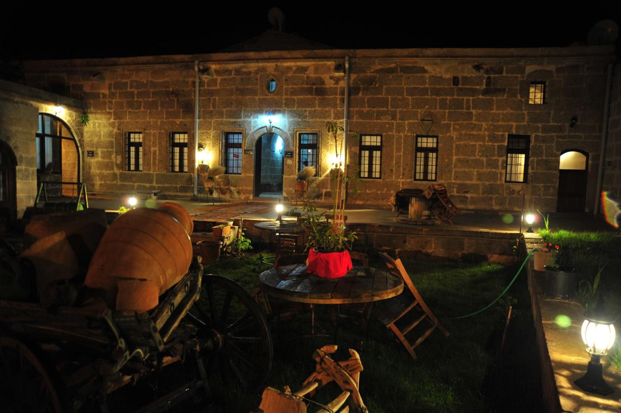 Osmanoglu Hotel Guzelyurt Eksteriør billede