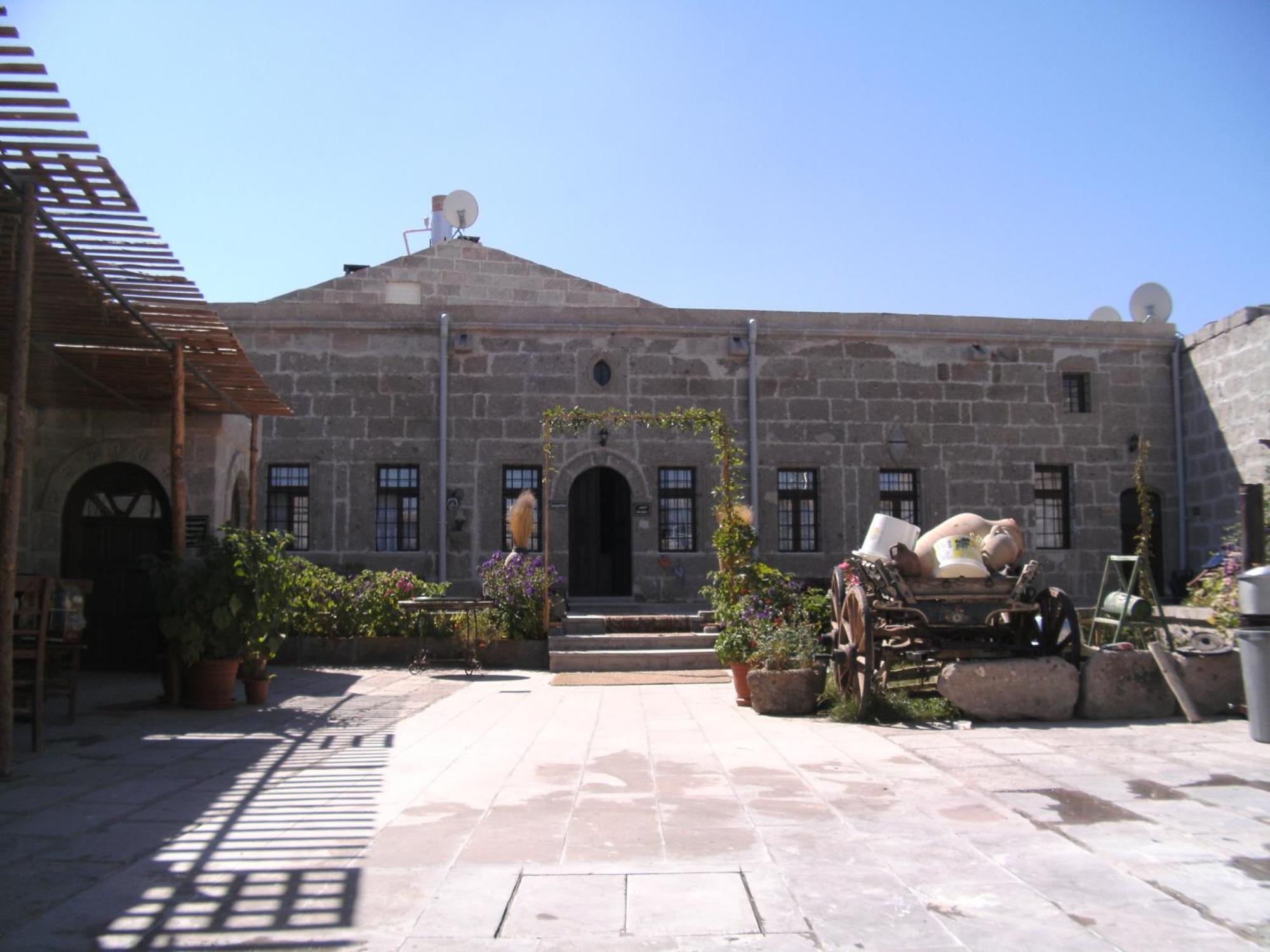 Osmanoglu Hotel Guzelyurt Eksteriør billede